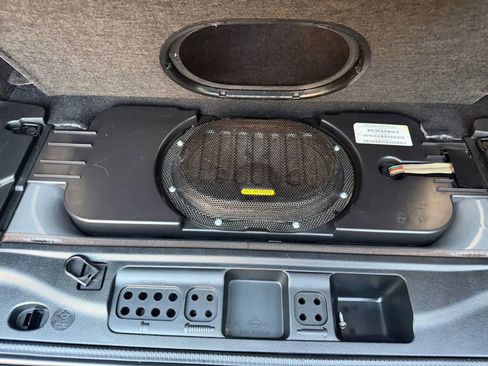 Used 2018 Jeep Wrangler Unlimited Sport S image 31