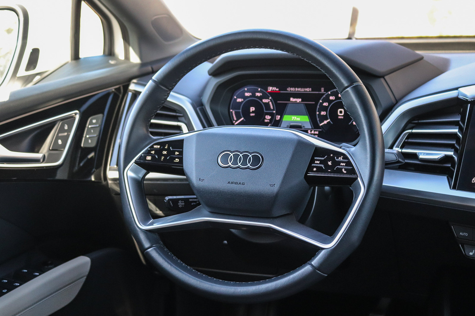 Used 2024 Audi Q4 e-tron Premium w/ Convenience Package AWD/4WD image 17