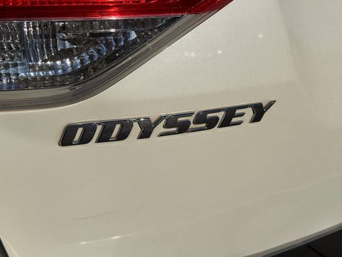 Used 2016 Honda Odyssey Touring Elite image 34