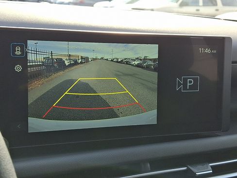 Certified 2025 Hyundai Tucson SE image 17