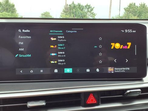 Certified 2025 Kia Sorento S FWD image 28