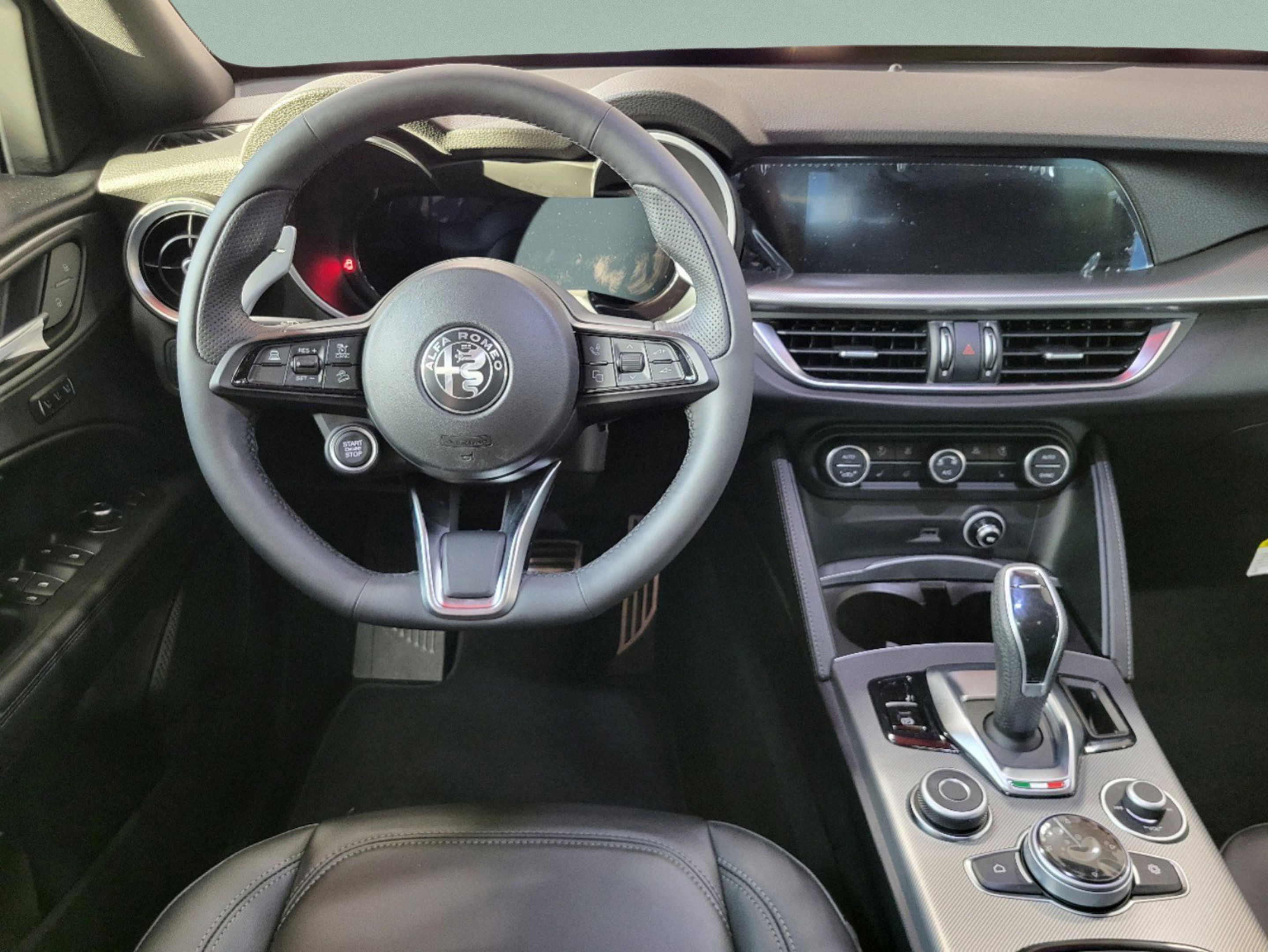 New 2025 Alfa Romeo Stelvio Sprint AWD/4WD image 21