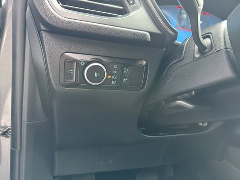 Used 2025 Ford Escape Platinum image 18