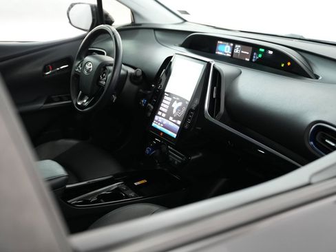 Used 2020 Toyota Prius Limited FWD image 51