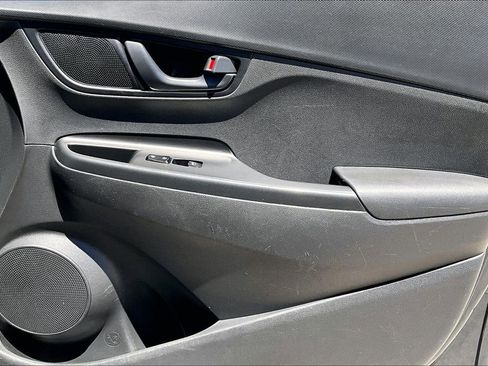 Used 2020 Hyundai Kona SE FWD image 22