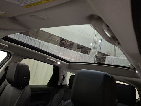 Certified 2025 Land Rover Discovery Sport S image 15