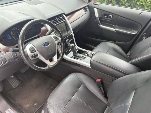 Used 2013 Ford Edge Limited AWD/4WD image 6