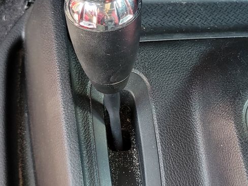 Used 2016 Jeep Wrangler Unlimited Rubicon AWD/4WD image 29