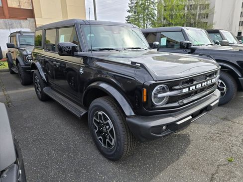 New 2026 Ford Bronco Outer Banks AWD/4WD image 2