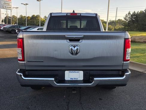 Used 2022 RAM 1500 Big Horn RWD image 11