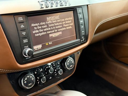 Used 2012 Ferrari FF AWD/4WD image 47