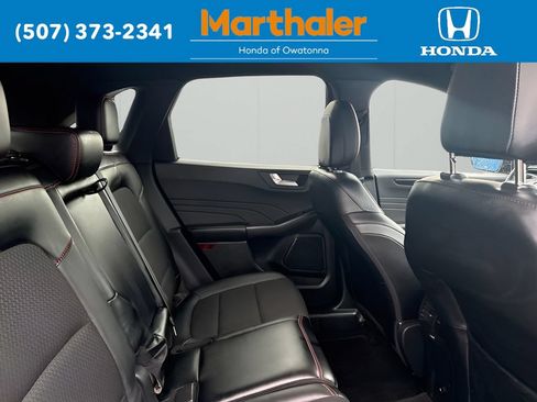 Used 2025 Ford Escape ST-Line AWD/4WD image 18