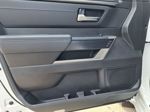 New 2026 Toyota Tundra Platinum AWD/4WD image 32