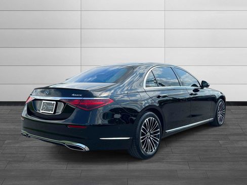 Used 2021 Mercedes-Benz S 580 4MATIC Sedan image 3