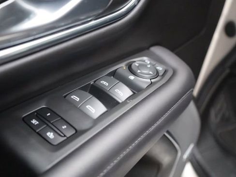 Used 2022 Chevrolet Tahoe LT image 18