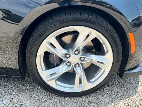 Used 2022 Chevrolet Camaro LT image 10