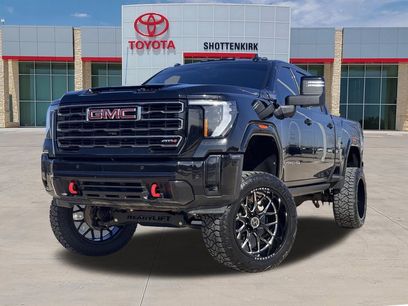 Used 2025 GMC Sierra 2500 AT4 w/ AT4 Premium Plus Package