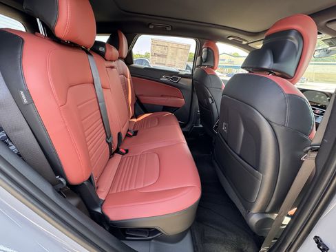 New 2026 Kia Sportage SX Prestige AWD/4WD image 17