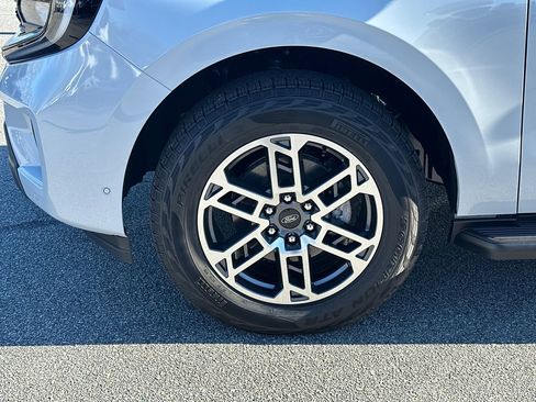 New 2025 Ford Expedition Max Active image 34