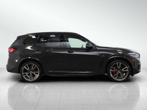 Used 2022 BMW X5 M50i image 6