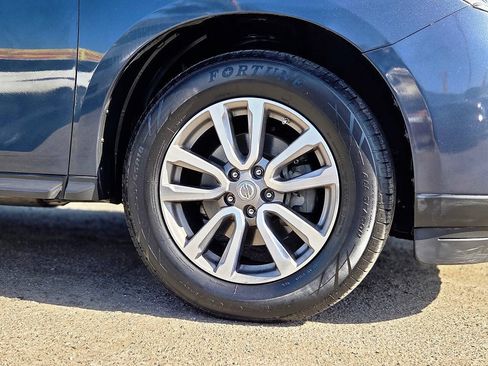 Used 2015 Nissan Pathfinder SV w/ Trailer Tow Package FWD image 50