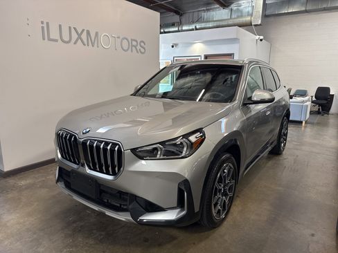 Used 2025 BMW X1 xDrive28i w/ Premium Package image 1