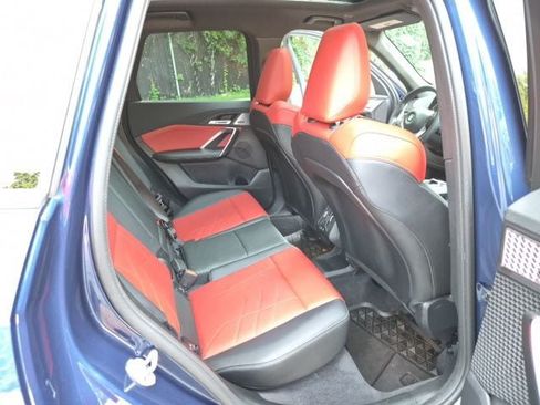 Used 2025 BMW X1 xDrive28i w/ Convenience Package AWD/4WD image 15