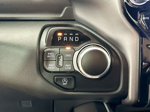 Used 2024 RAM 1500 Big Horn AWD/4WD image 21