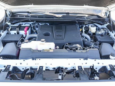 New 2026 Toyota Tundra SR5 AWD/4WD image 14
