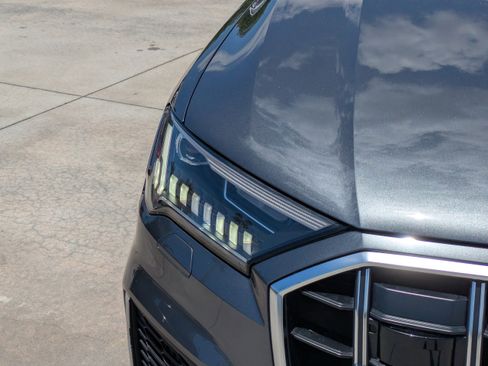 Used 2021 Audi SQ7 Premium Plus AWD/4WD image 7