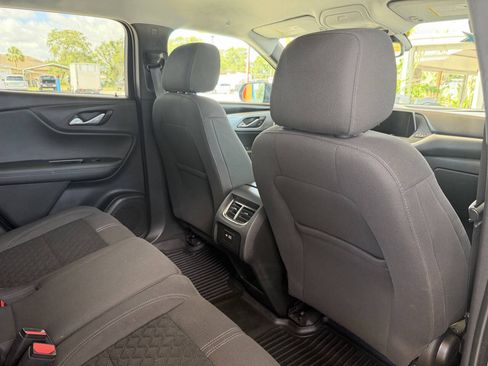 Used 2020 Chevrolet Blazer LT FWD image 19
