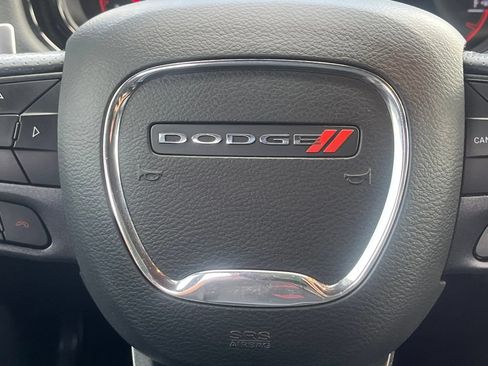 Used 2021 Dodge Durango R/T w/ Technology Group RWD image 24