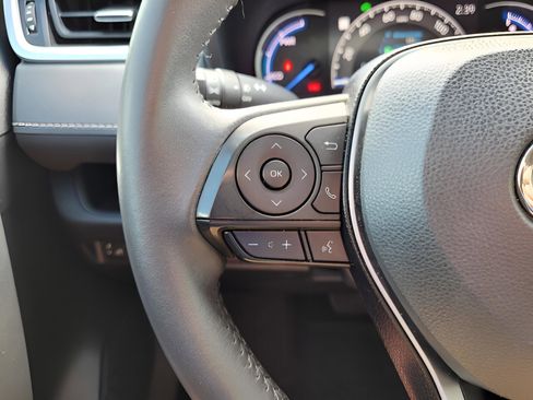 Certified 2023 Toyota RAV4 XLE Premium image 32