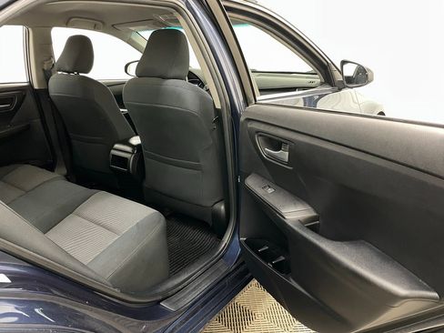 Used 2016 Toyota Camry LE image 36