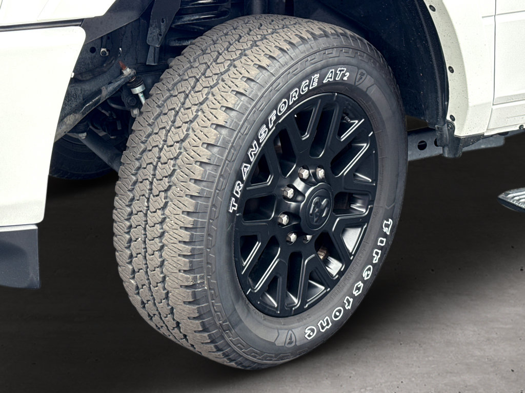 Used 2025 RAM 2500 Limited AWD/4WD image 24