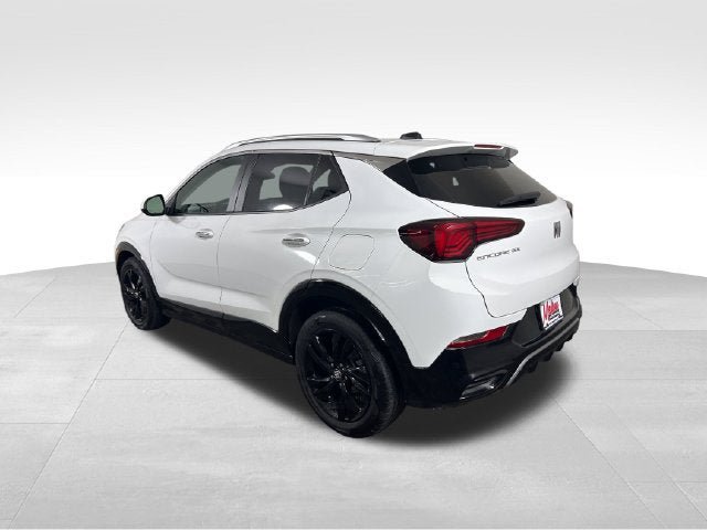 Used 2024 Buick Encore GX Sport Touring w/ Comfort Package FWD image 3
