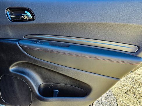 Used 2025 Dodge Durango R/T image 39