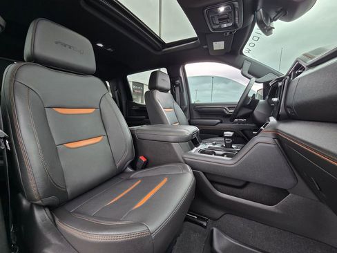 Used 2023 GMC Sierra 1500 AT4 w/ AT4 Premium Package image 30