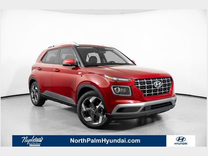 Certified 2022 Hyundai Venue Limited
