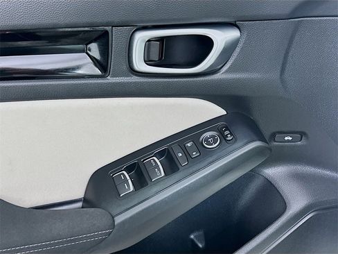 Certified 2024 Honda Civic EX image 21