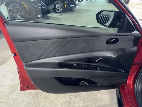 Used 2025 Hyundai Elantra N image 18