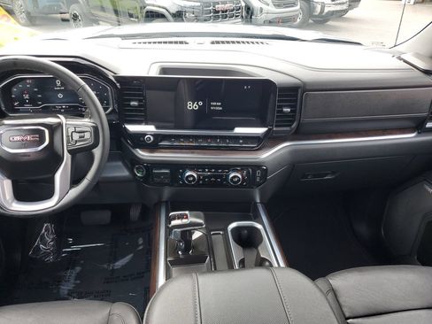 Used 2024 GMC Sierra 1500 SLT w/ SLT Premium Plus Package AWD/4WD image 15