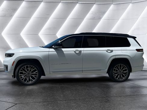Used 2024 Jeep Grand Cherokee L Summit AWD/4WD image 20