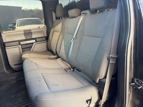 Used 2019 Ford F150 XLT image 11