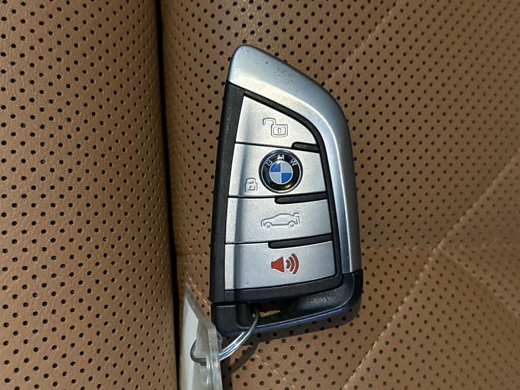 Used 2023 BMW X6 xDrive40i AWD/4WD image 27