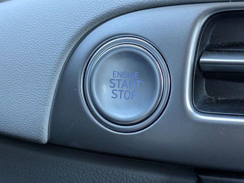 Used 2025 Hyundai Palisade SEL image 33