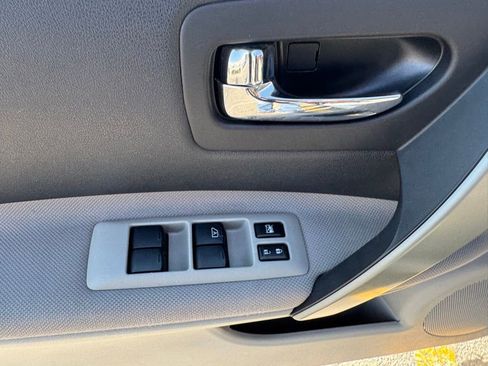 Used 2012 Nissan Rogue SV w/ Premium Pkg AWD/4WD image 19