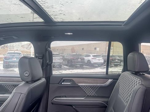 New 2026 GMC Acadia Denali w/ Super Cruise Package image 12