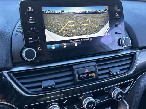 Used 2022 Honda Accord Sport Special Edition image 15