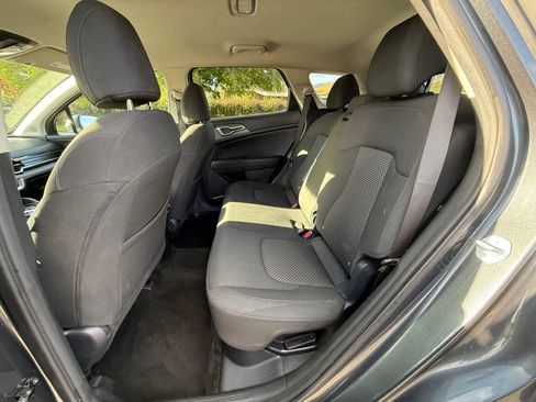 Used 2023 Kia Sportage LX AWD/4WD image 11